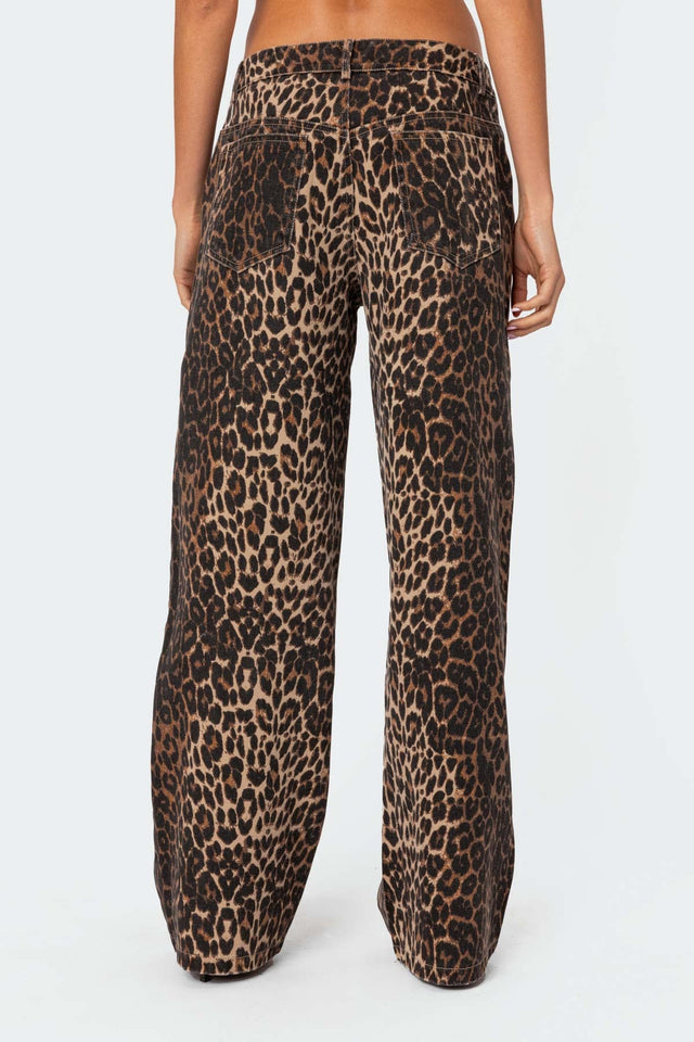 Leopard Printed Low Rise Baggy Jeans